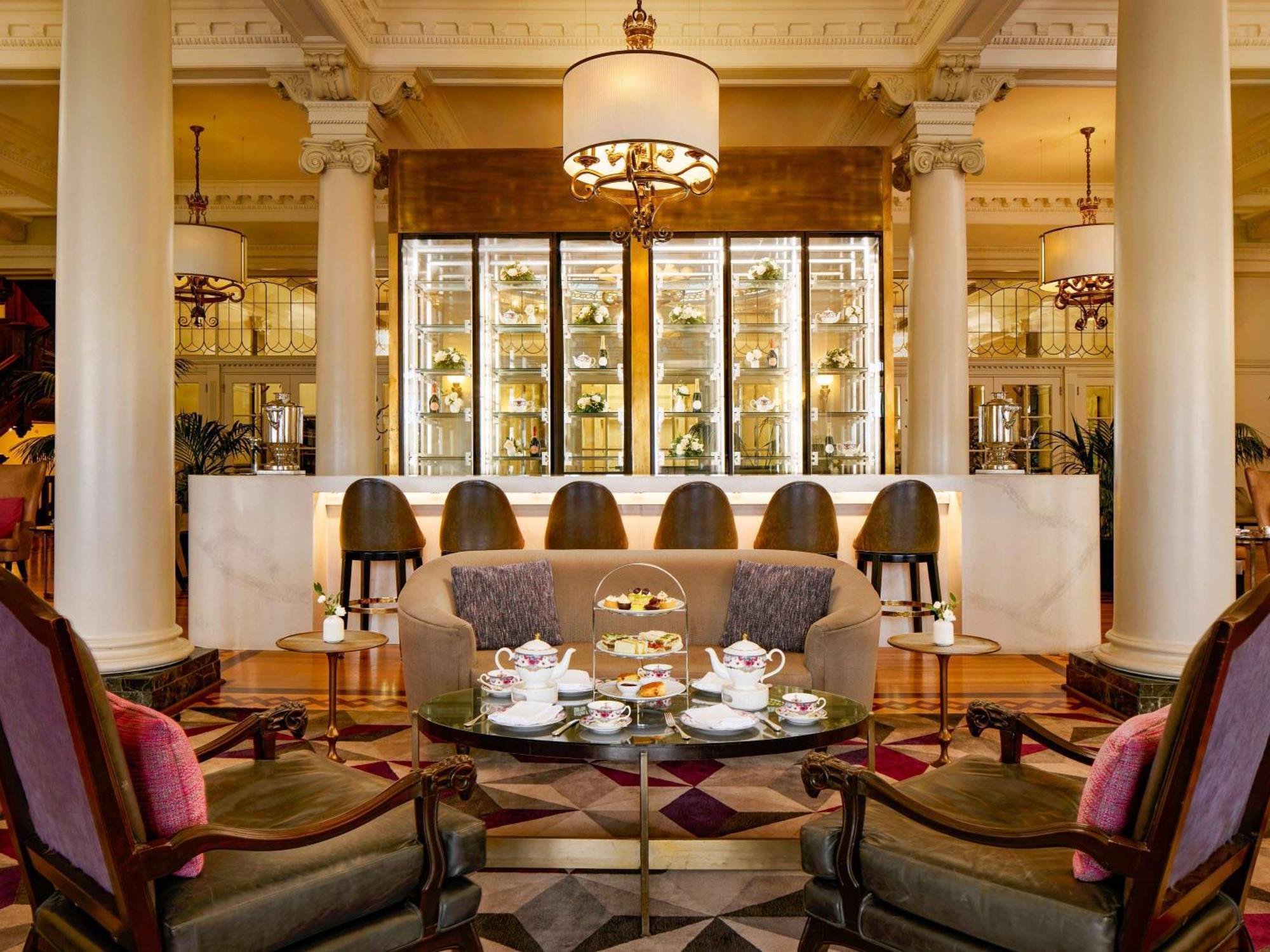 Fairmont Empress Hotel 5*