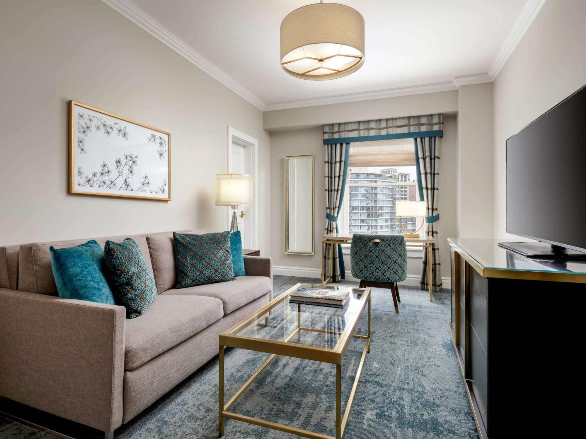 Fairmont Empress Hotel 5*